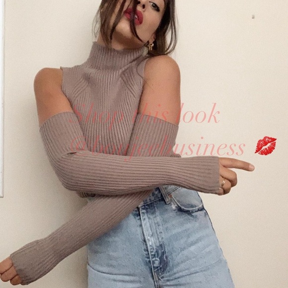 ZARA Knit Top - Picture 1 of 7